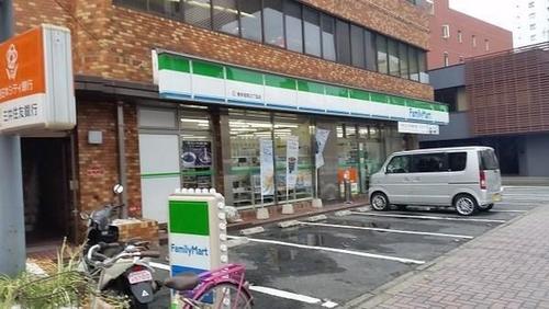ファミリーマート博多堅粕3丁目店